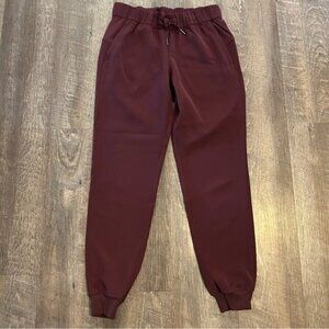 Lululemon Women’s On The Fly Jogger Size 4